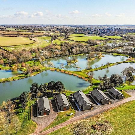 Makins Lodges Nuneaton Ngoại thất bức ảnh