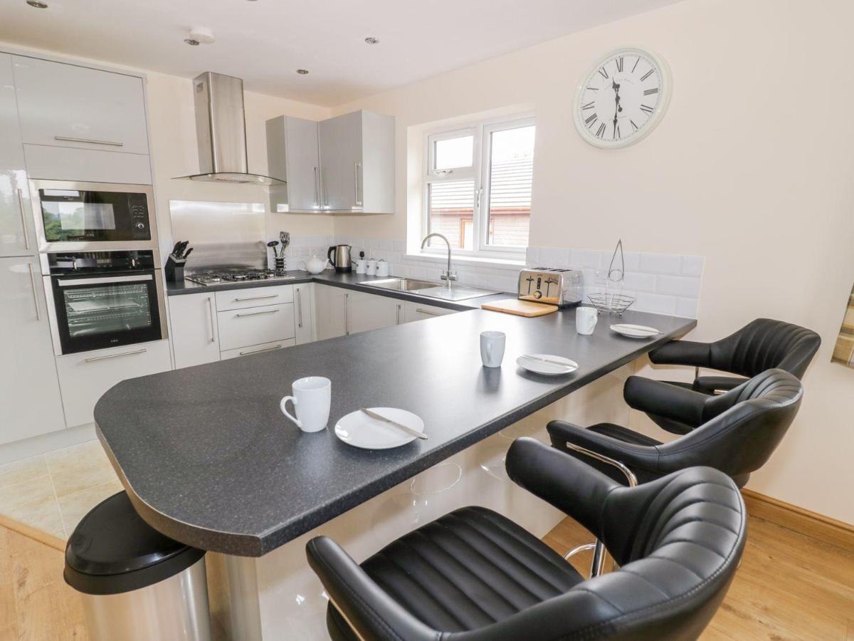 Makins Lodges Nuneaton Ngoại thất bức ảnh